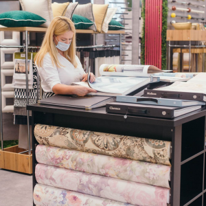 showroom-draperii-tapet-casa-decori-rascani